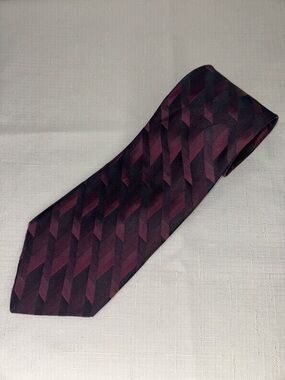 Classic Brand Burgundy and Black Geometric 3D Men's Tie
